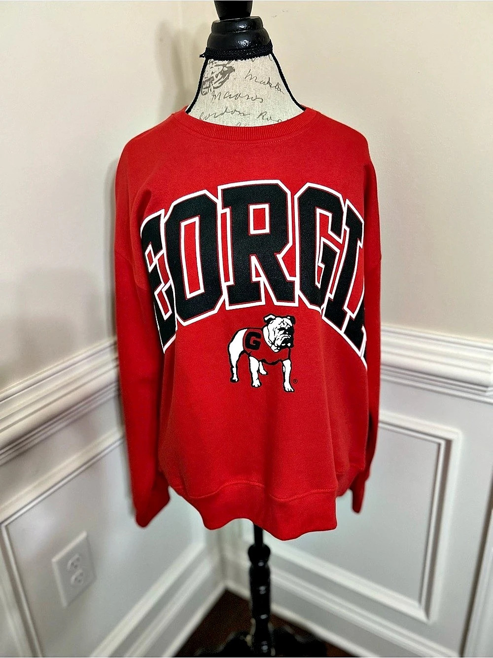Pressbox Georgia Bulldogs Collegiate Oversized Crewneck in Red & Black Size Medi
